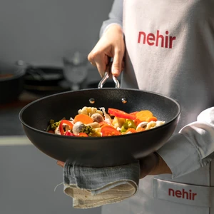 Titanium Siyah 28 Cm Wok Tava