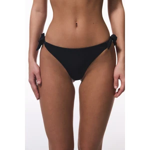 Siyah String Düşük Bel Bikini Altı