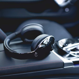 Kulaküstü Bluetooth Kulaklık Piano Black