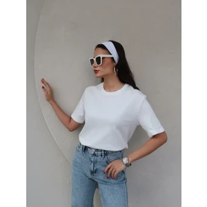 Esra Helvacı Bisiklet Yaka T-Shirt