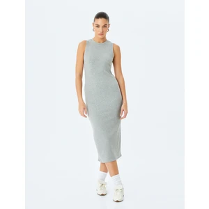 Bisiklet Yaka Kolsuz Slim Fit Midi Kalem Elbise