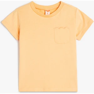 Pamuklu Bisiklet Yaka Kısa Kollu Cep Detaylı Basic Tişört