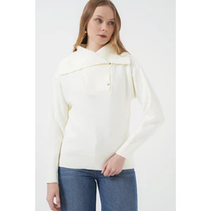 15921 Geniş Yaka Triko Kazak - Ekru