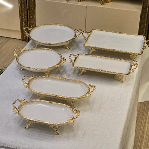 Güral Porselen 6 Parça Metal Çerçeveli Porselen Sunum Seti Gold