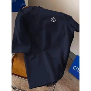 Göğüs Baskılı Basic T-Shirt