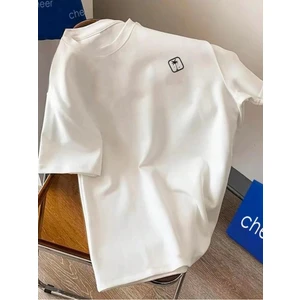 Göğüs Baskılı Basic T-Shirt