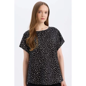 Regular Fit Puantiyeli Bisiklet Yaka Kısa Kollu Bluz E7038AX25SP