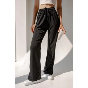 La & Verta Siyah Beli Lastikli Yırtmaçlı Yüksek Bel Eşofman Altı