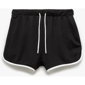 Normal Bel Biyeli Bağcıklı Rahat Kesim Mini Şort