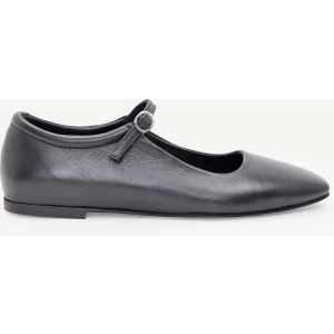 Yumuşak Tabanlı Toka Detaylı Deri Babet