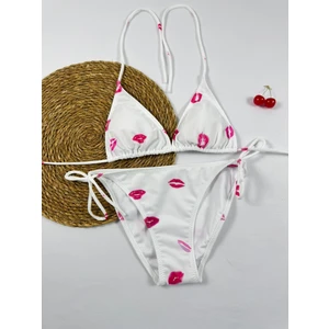 Dudak Desenli Üçgen Ipli Slip Kadın Bikini Takımı