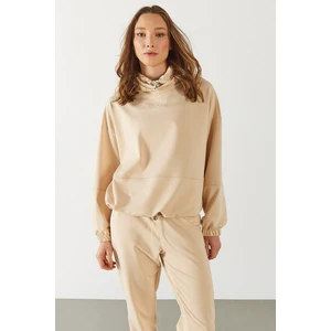 Norah Yakası Detaylı Regular Fit Sweatshirt - Taş