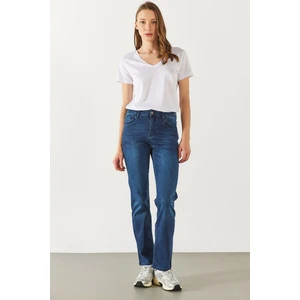 Boyfriend V Yaka Regular Fit Modal Tişört(Tencel)(Tm) - Beyaz