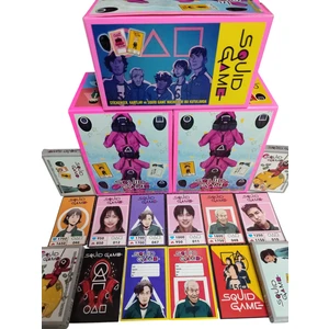 Emrah Gültekin Squid Game Karakter Kartları ve (4 Minik Kutu 24 Karakter Kartı 8 Sticker) Jokeri Bul Maskeyi Kazan Oyun Kağıtları