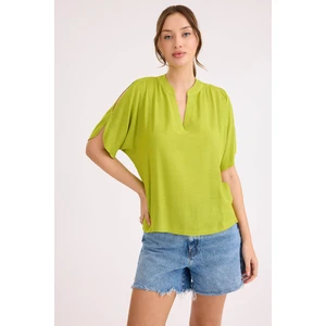 Hakim Yaka Kol Detaylı Keten Bluz