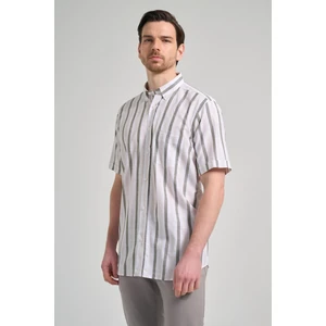 Kısa Kol Çizgili Desen Bez Ayağı Düğmeli Yaka cepli Pamuklu Casual Comfort Fit Gömlek 1004250167