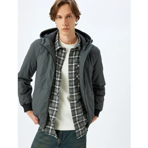 Mevsimlik Ceket Slim Fit Fermuarlı