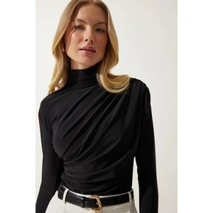 Kadın Büzgü Detaylı Dik Yaka Sandy Bluz