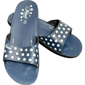 Puantiyeli Kadın  Terlik