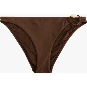 Astarlı Aksesuar Detaylı Bikini Altı