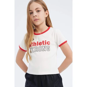 Kız Çocuk Slim Fit Dar Kesim Bisiklet Yaka Baskılı Fitilli Kaşkorse Kısa Kollu Tişört D8542A825SM