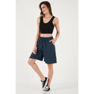 Pamuklu Standart Fit Normal Bel Bağlamalı Cepli Şort Bayan Şort 668YP5326