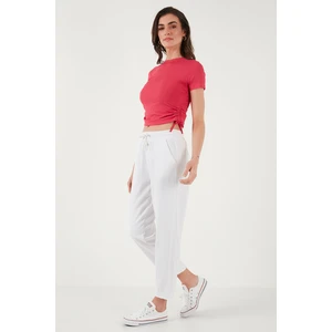 Pamuklu Normal Bel Regular Fit Düz Paça Pantolon Bayan Pantolon 668YP42282S4