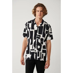 Avva Erkek Siyah Apaj Yaka Kolay Ütülenebilir Gofreli Kısa Kollu Oversize Fit Gömlek A41Y2177