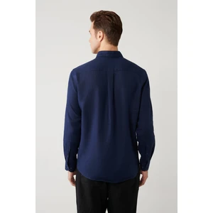 Avva Erkek Lacivert Düğmeli Yaka %100 Keten Comfort Fit Gömlek B002191