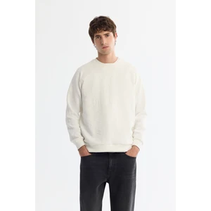 Erkek Ekru Bisiklet Yaka Baskılı Elastan Sweatshirt A42y1335