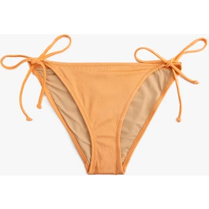 Astarlı Parlak Yanları Bağlamalı Ipli Bikini Altı