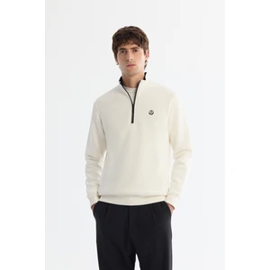 Erkek Beyaz Dik Yaka Fermuarlı 3 İplik Şardonlu Sweatshirt E001020
