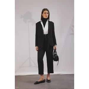 Carrot Fit Kemerli Klasik Pantolon Siyah Yüksek Bel Dar Paça Piliseli Basic Düz Kısa Paça D4282AX24AU