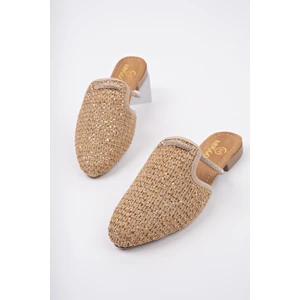 Zinta Önü Kapalı Kadın Günlük Hasır Terlik