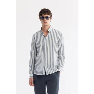 Avva Erkek Lacivert Düğmeli Yaka Çizgili %100 Pamuk Comfort Fit Gömlek A51Y2167