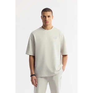 Erkek Taş Bisiklet Yaka Oversize Aplike Baskı Detaylı 2'iplik T-shirt A51y1082