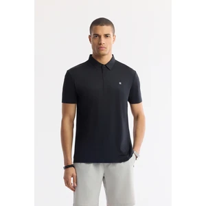 Erkek Regular Fit Siyah Kıvrılmaz Polo Yaka Teknik Kumaş T-Shirt A51Y1155