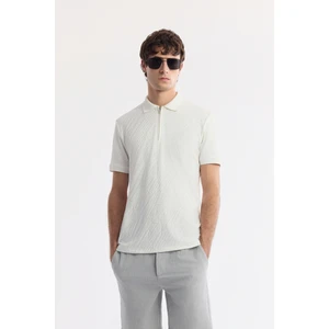 Erkek Regular Fit Beyaz Polo Yaka Jakarlı T-Shirt A51Y1090