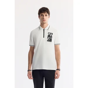 Erkek Beyaz Regular Fit Fermuarlı Polo Yaka Önü Enjeksiyon Baskılı T-shirt A51y1167