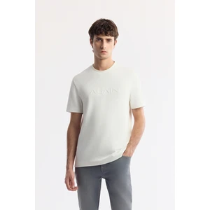 Avva Erkek Beyaz Bisiklet Yaka Baskılı Bi-Stretch İnterlok Regular Fit T-Shirt A51Y1132