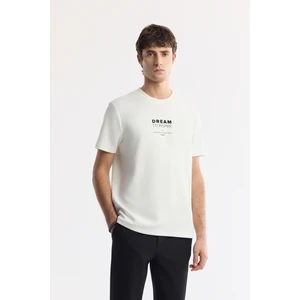 Erkek Ekru Regular Fit Bisiklet Yaka Slogan Baskılı Interlok T-shirt A51y1140