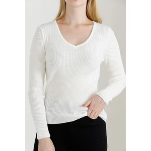 Kadın Ekru V Yaka Triko Kazak