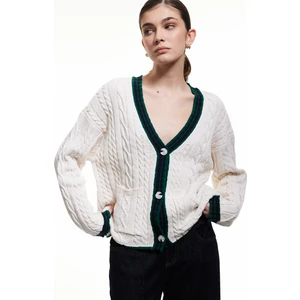 Saç Örgü Dokulu Uzun Kollu Cepli V Yaka Düğmeli Oversize Triko Hırka