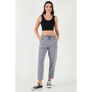 Pamuklu Normal Bel Regular Fit Düz Paça Pantolon Bayan PANTOLON 668YP42282S4