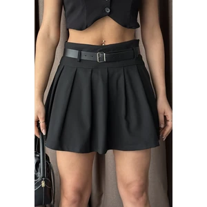 Kadın Piliseli Kemerli Mini Şortlu Etek