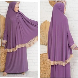 Iki Parça Etekli Tesettür Kadın Namaz Elbisesi