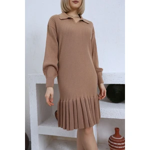 Kamel Polo Yaka Fırfırlı Triko Elbise