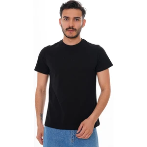 Basics & More Erkek  Pamuklu Siyah Nakış Detaylı Bisiklet Yaka Tişört