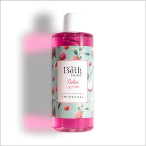 The Bath Factory Liçi Aromalı Nemlendirici ve Besleyici Duş Jeli 400 ml – Cildi Yumuşatan ve Ferahlatan Formül