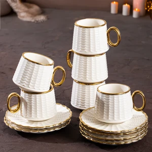Piero Gold Yaldızlı Kabartmalı 6 Kişilik Fincan Takımı Porselen Türk Kahvesi Fincan Seti Beyaz-Gold 100 ml